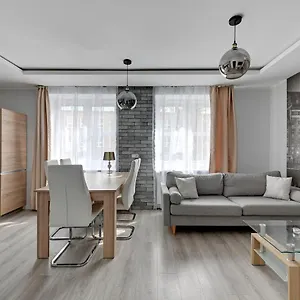  Apartment Comfort Old Town Grobla